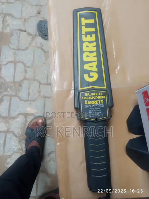 Garrett Metal Detector Scanner - 1