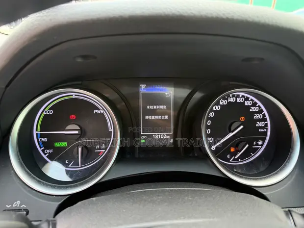 Toyota Camry 2022 Fari - 1