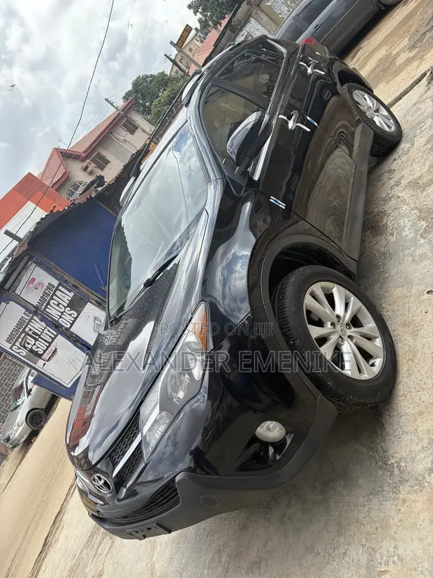 Toyota RAV4 2013 Limited Edition - 1