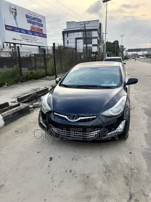 2014 Hyundai Elantra SE 1.8L Sedan - Black