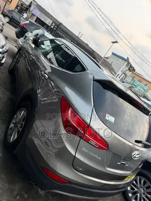 Hyundai Santa Fe 2015 Grey