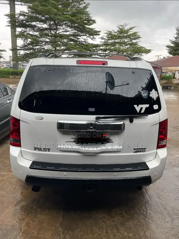 2012 Honda Pilot Touring w/RES/Navi 4WD - 1