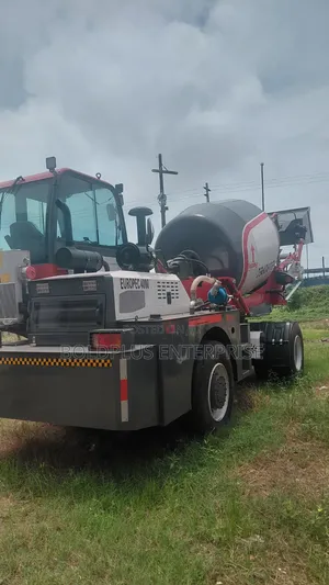 Eurotrac Europec4000 4000L Heavy Duty Self Loading Concrete Mixer