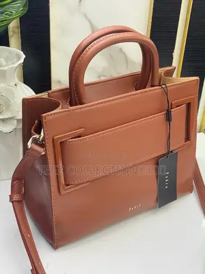 Pedro Classic Black Leather Handbag