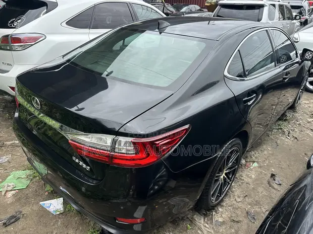 2017 Lexus ES 350 FWD Baki - Kai Tsaye Daga Ƙasashen Waje - 1