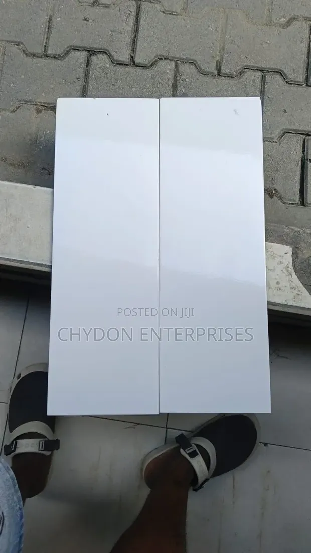 Plain White Wall Tiles - 20x60 cm - 1