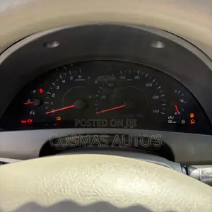 2010 Toyota Camry LE 2.5L Automatic Sedan - Direct Belgium