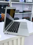 Apple MacBook Air 2015 13" 8GB RAM 128GB SSD - 2