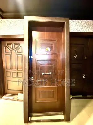 Kofa Mai Tsayi Mai Girma Na Alatu, Bakin Karfe, 1.4m