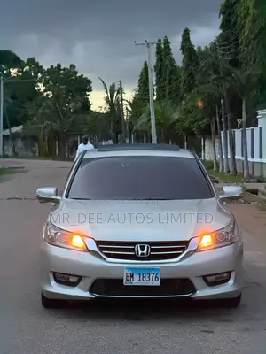 Honda Accord 2013 EX-L Gold