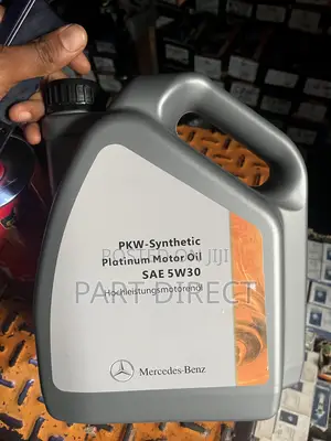 Man Fetur Na Gaskiya Na Mercedes-Benz 5W-30