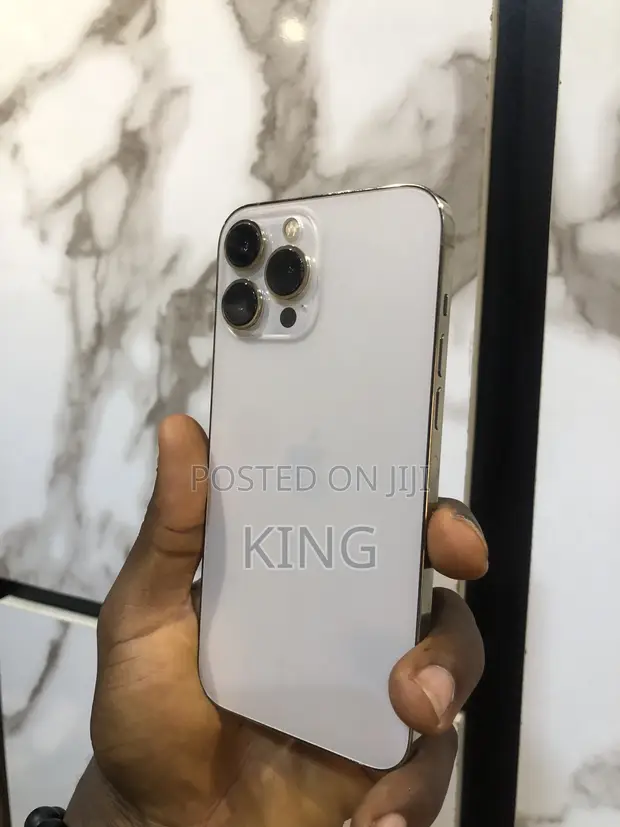 Apple iPhone 16 Pro 128GB - 1