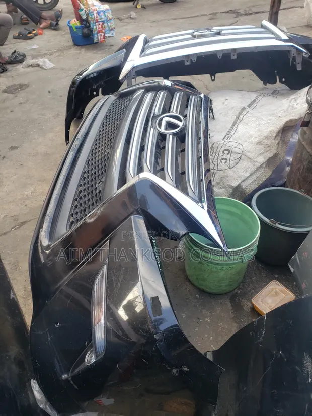 Complete Front Bumper Lexus GX460 2015 (Tokunbo) - 1