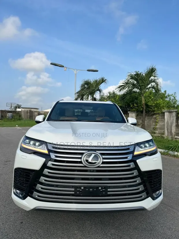 Lexus LX 600 2022 White - 1