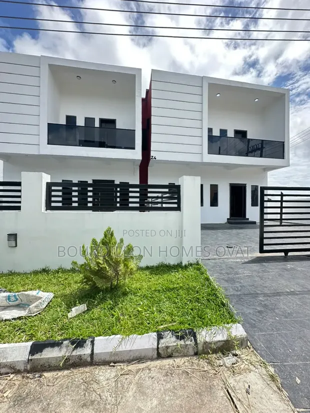 4 Bedroom Semi-Detached Duplex da BQ a Ajah, Lagos - 1