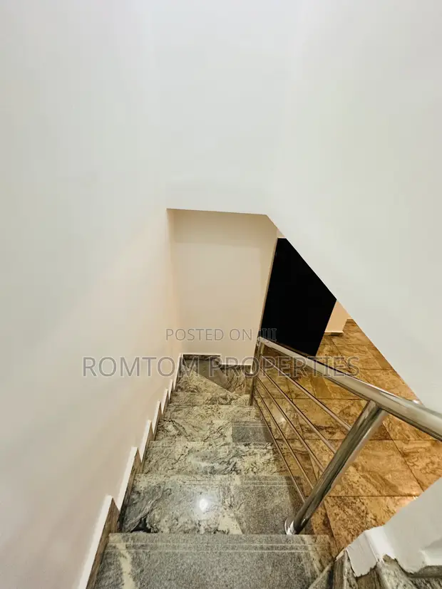 Newly Built 4-Bedroom Duplex with BQ in Estate, Life Camp - 1
