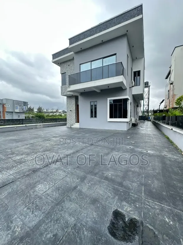 5 Bedroom Duplex with BQ in Orchid, Lekki for Sale - 1