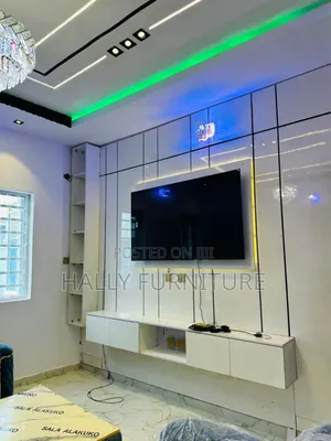 Hally Furniture Kwamitin Console