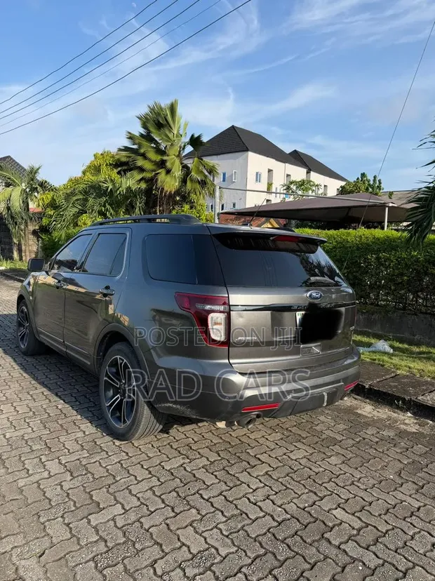 Ford Explorer Limited 4dr SUV AWD Na 2015 - 1