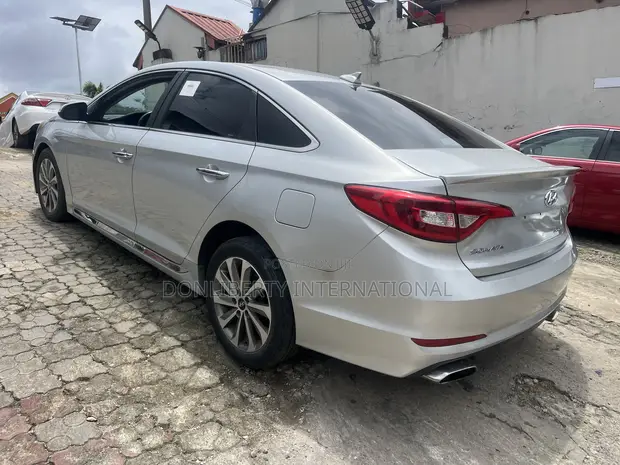2016 Hyundai Sonata Sport Sedan FWD Silver - 1