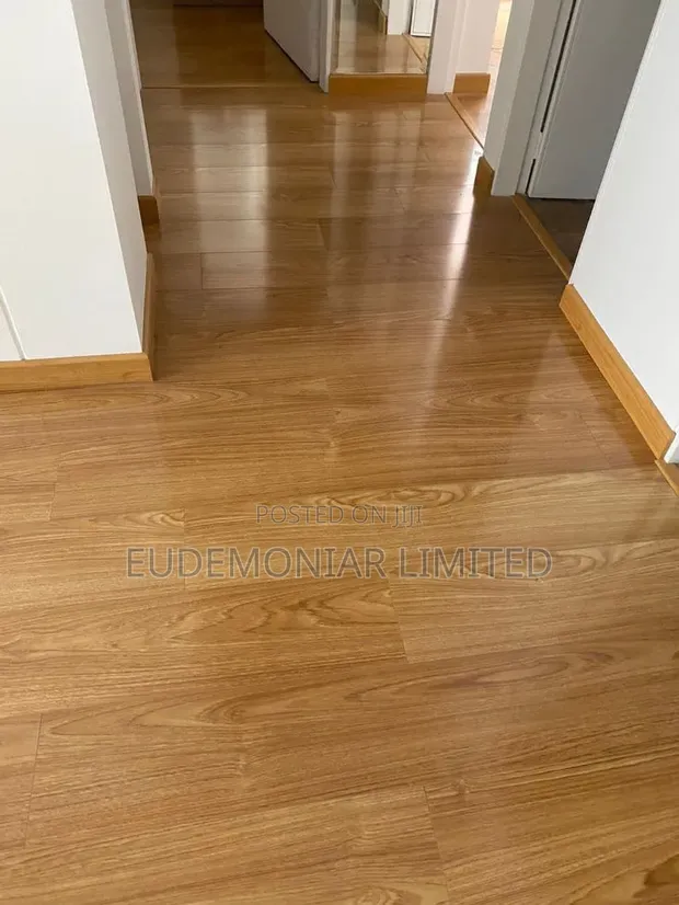 Wooden Floor Polishing & Protective Coating Service - 1