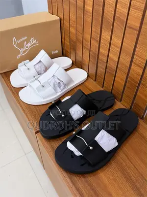 Classic Men's Leather Palm Slippers