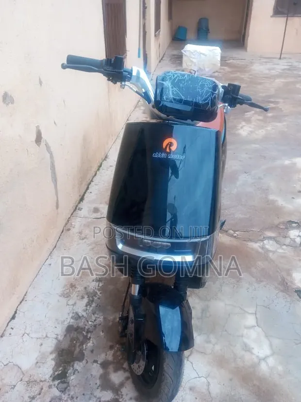 Abbit Motor Electric Scooter 2026 Black - 1