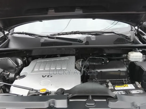 Toyota Highlander 2013 Grey - 1