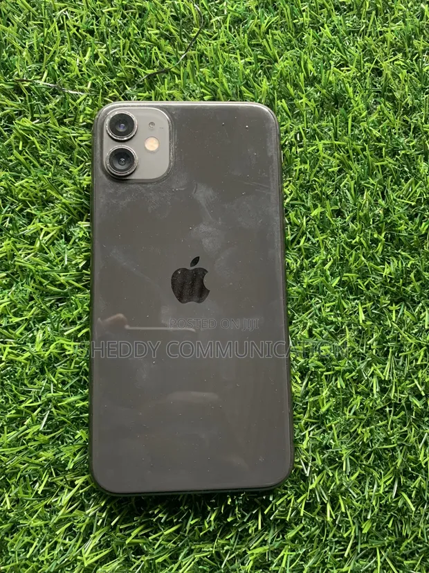 Apple iPhone 11 128GB Black - 1