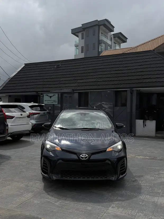 2017 Toyota Corolla XSE - Accident Free - 1