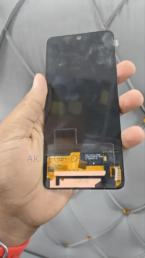 Redmi Note 13 Asalin AMOLED Screen