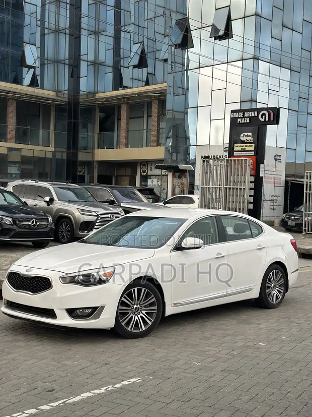2013 Kia Cadenza White - 1