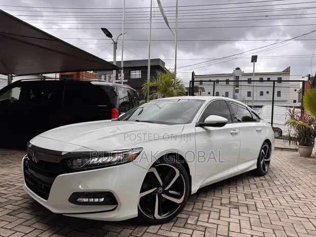 2018 Honda Accord Sport 2.0T White - 1