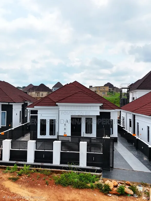 4 Bedroom Fully Detached Bungalow in Enugu for Sale - 1