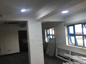 200sqm Ofishin Da Aka Gyara Tare Da Lifta & AC, Allen Ave Ikeja