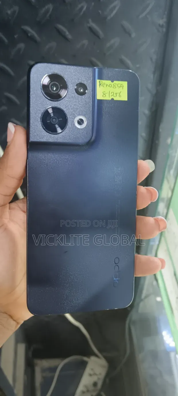 Oppo Reno8 5G 256GB Black (Used) - 1