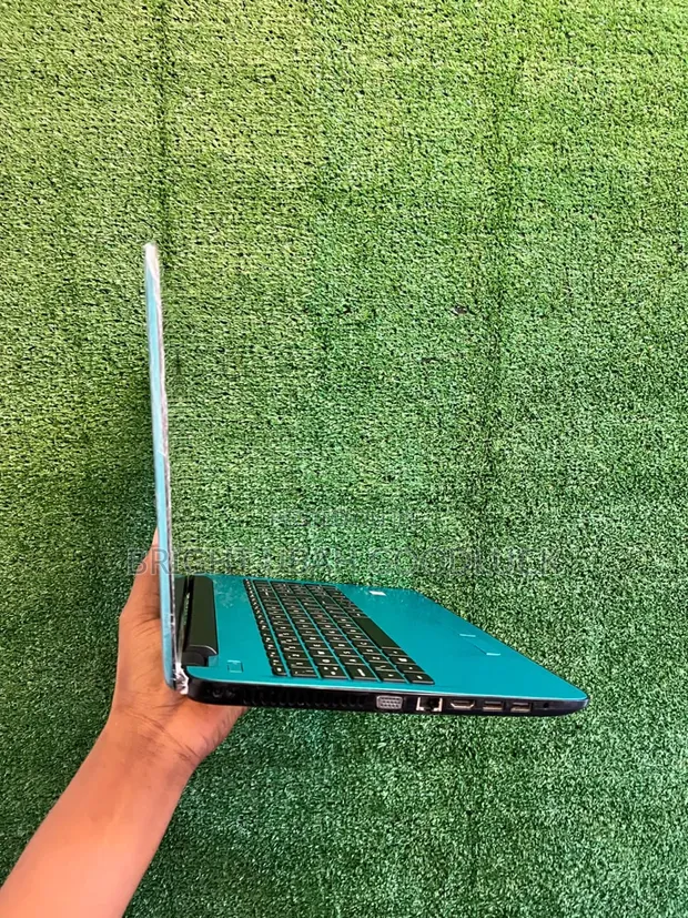 HP 250 G5 Laptop - Core i5, 8GB RAM, 500GB HDD - 1