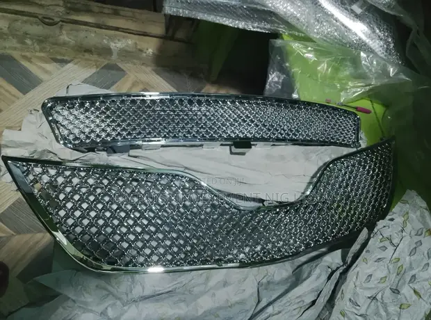Toyota Camry 2010 Up & Down Grille (Basket) - 1