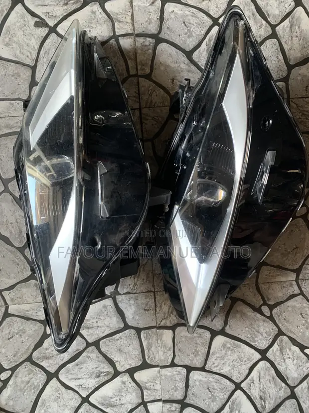 Lincoln MKZ 2016 Headlights (Used) - 1