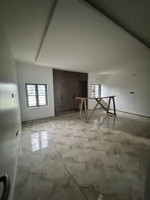 4-Bedroom Duplex don haya a Wuse Estate
