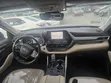 2020 Toyota Highlander XLE AWD Black - 3