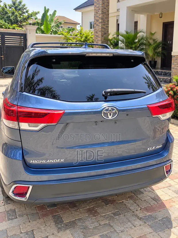 Toyota Highlander 2015 XLE AWD - 1