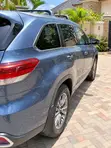 Toyota Highlander 2015 XLE AWD - 2