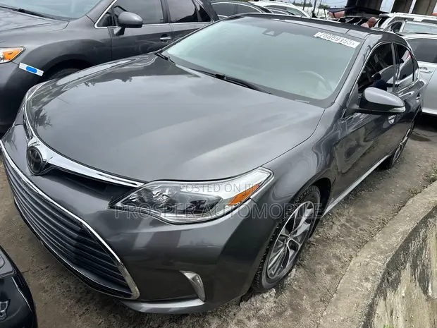 Toyota Avalon XLE 2018 - Kai Tsaye Daga Ƙasashen Waje - 1
