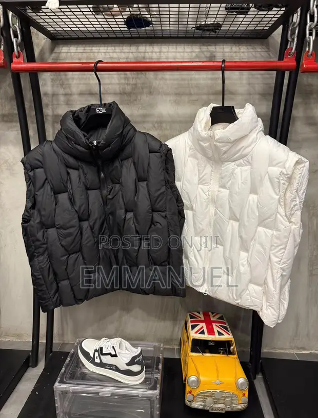 Men's Luxury Puffer Vest - 1