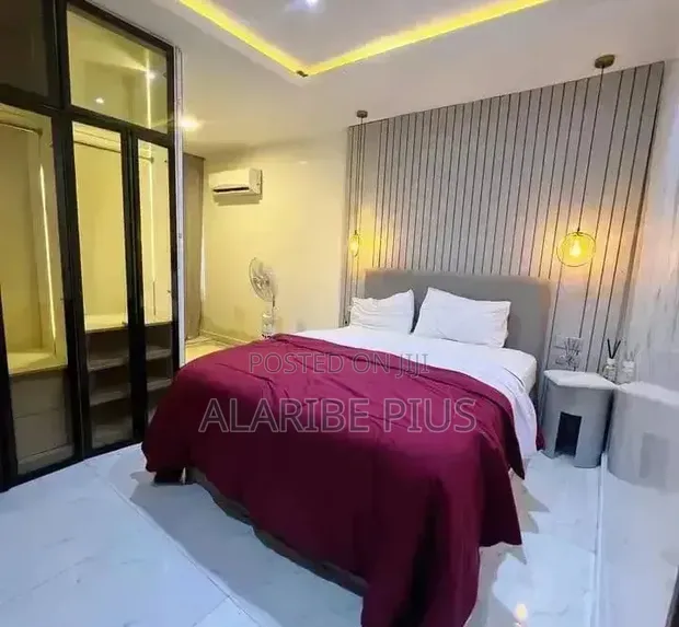 Furnished 3-Bedroom Duplex a Cikin Estate, Wuye don Sawa - 1