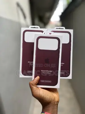 Official Apple Silicone MagSafe Case for iPhone 14 Pro Max