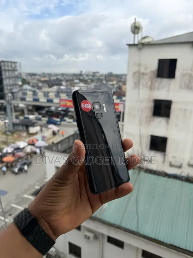 Samsung Galaxy S9 64GB Black - 1