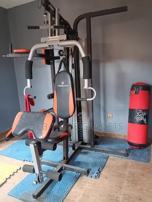 3 Station Multi Home Gym tare da Punching Bag