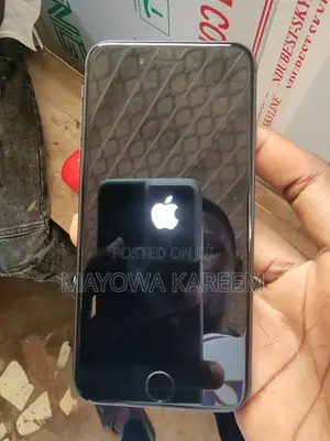 New Apple iPhone 8 64GB Black